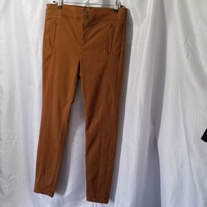 NWOT. LOFT. Terra Cotta Coloring with 4 Pockets Pants. Size 8